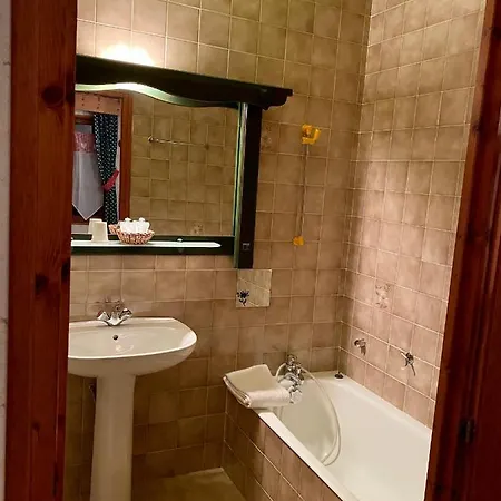 Du Poncellamont Hotel Arêches