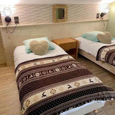 Du Poncellamont Hotel Arêches